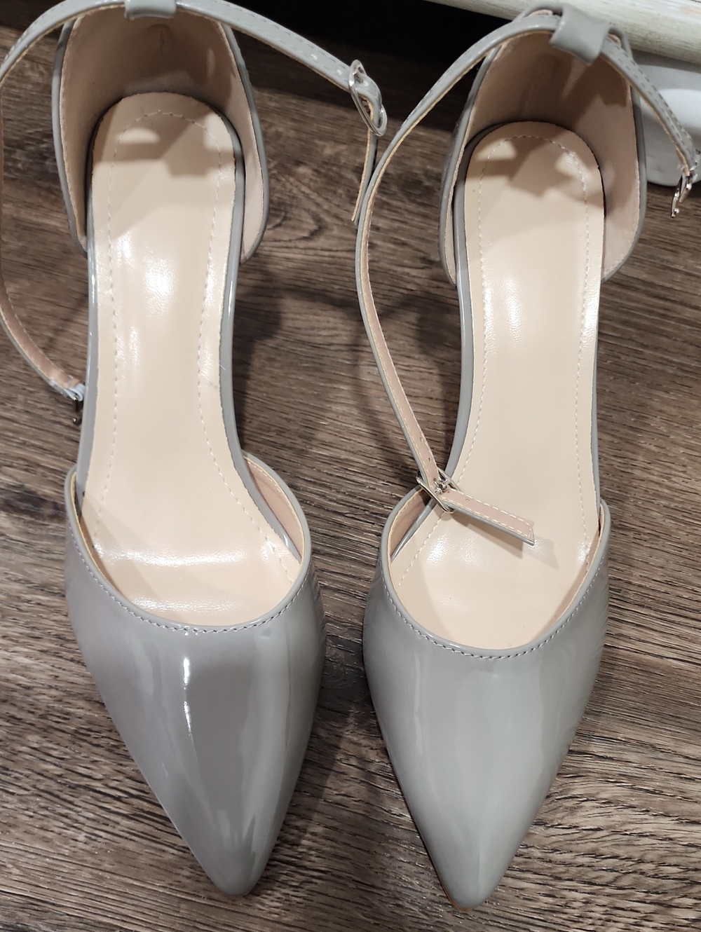 Women's Pointed-Toe Ankle Strap Pumps - Gray